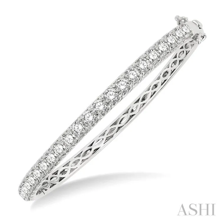 4 ctw Round Cut Diamond Bangle in 14K White Gold