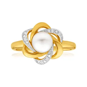 9ct Charming Yellow Gold Diamond   Pearl Ring