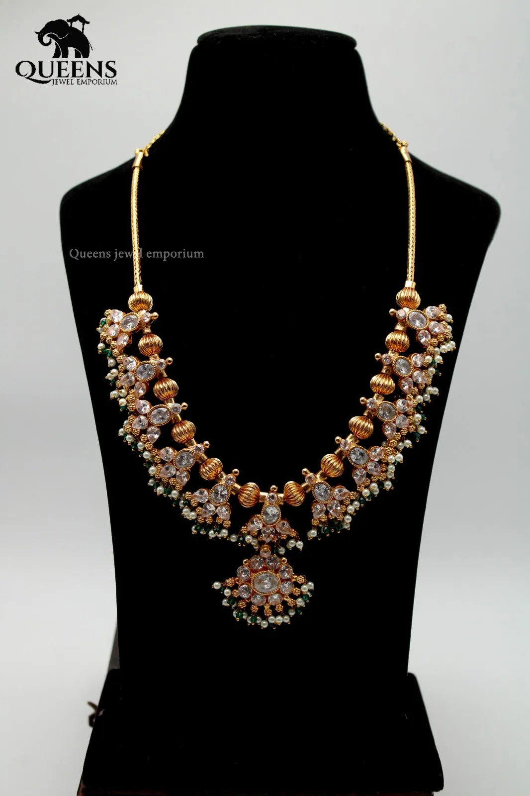 ADHRIKHA ZIRCON NECKLACE