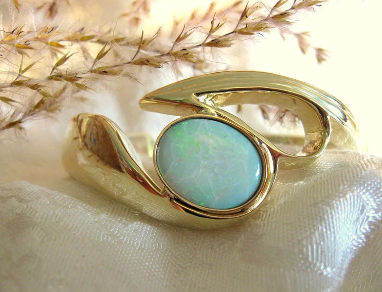 Custom Handcrafted 10K Gold Bracelet set with Fine Australian Opal