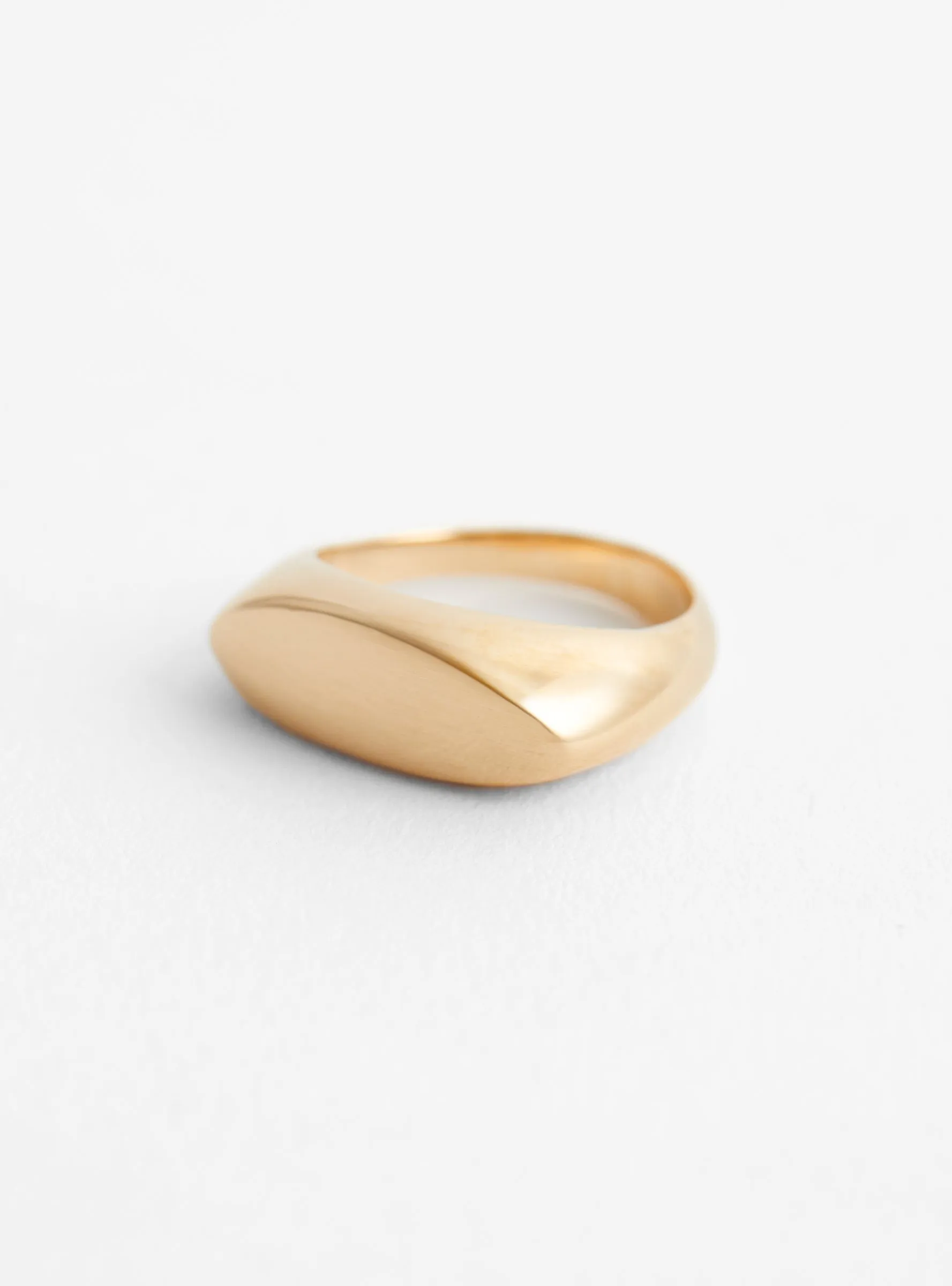 Flat Oval Ring Gold Plated