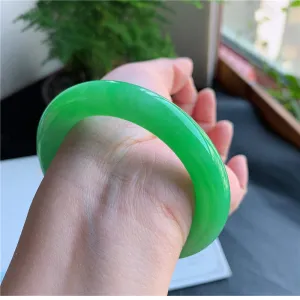 Natural Jade Bangle Jadeite Bangle Internal Diameter 58.0mm 00943