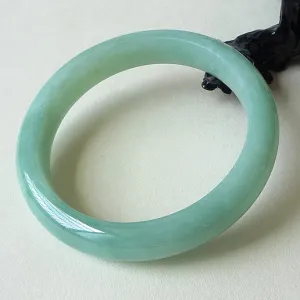 Natural Jade Bangle Jadeite Bangle Internal Diameter 59.2mm BER066