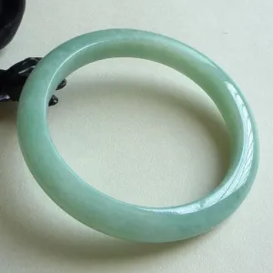 Natural Jade Bangle Jadeite Bangle Internal Diameter 59.4mm BER061