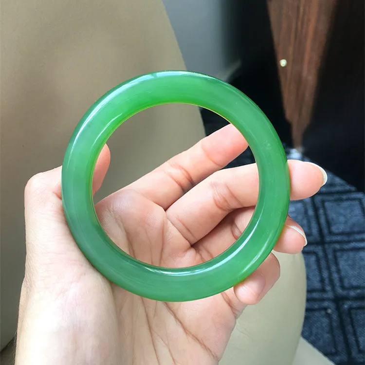 Natural Jade Bangle Nephrite Bangle Internal Diameter 54.8mm NBE034