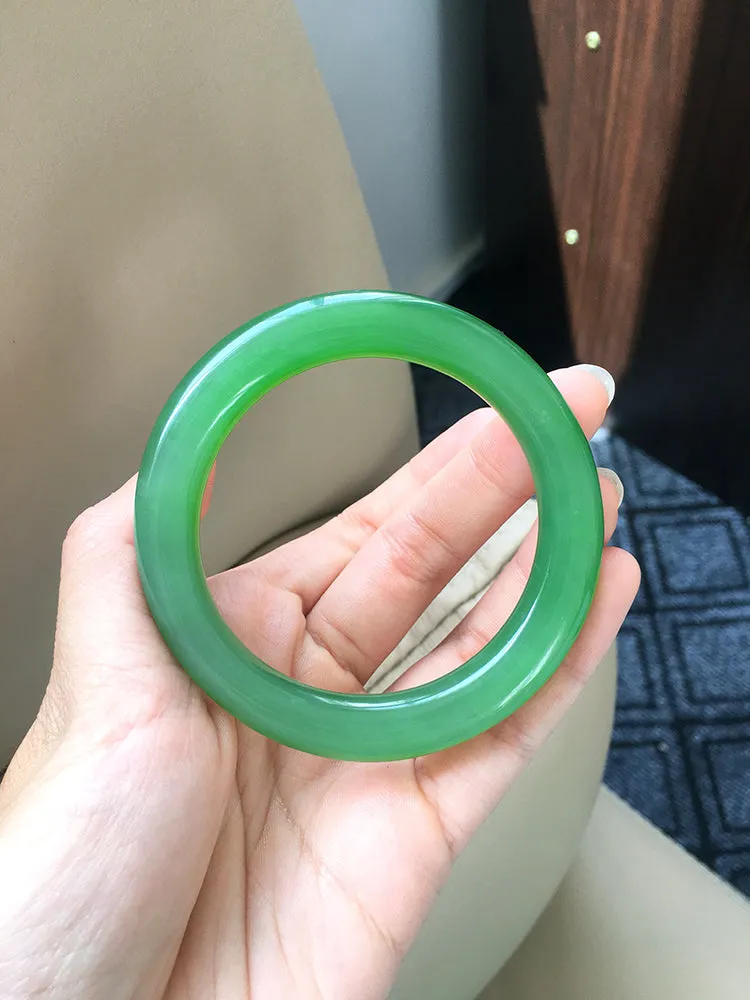 Natural Jade Bangle Nephrite Bangle Internal Diameter 54.8mm NBE034