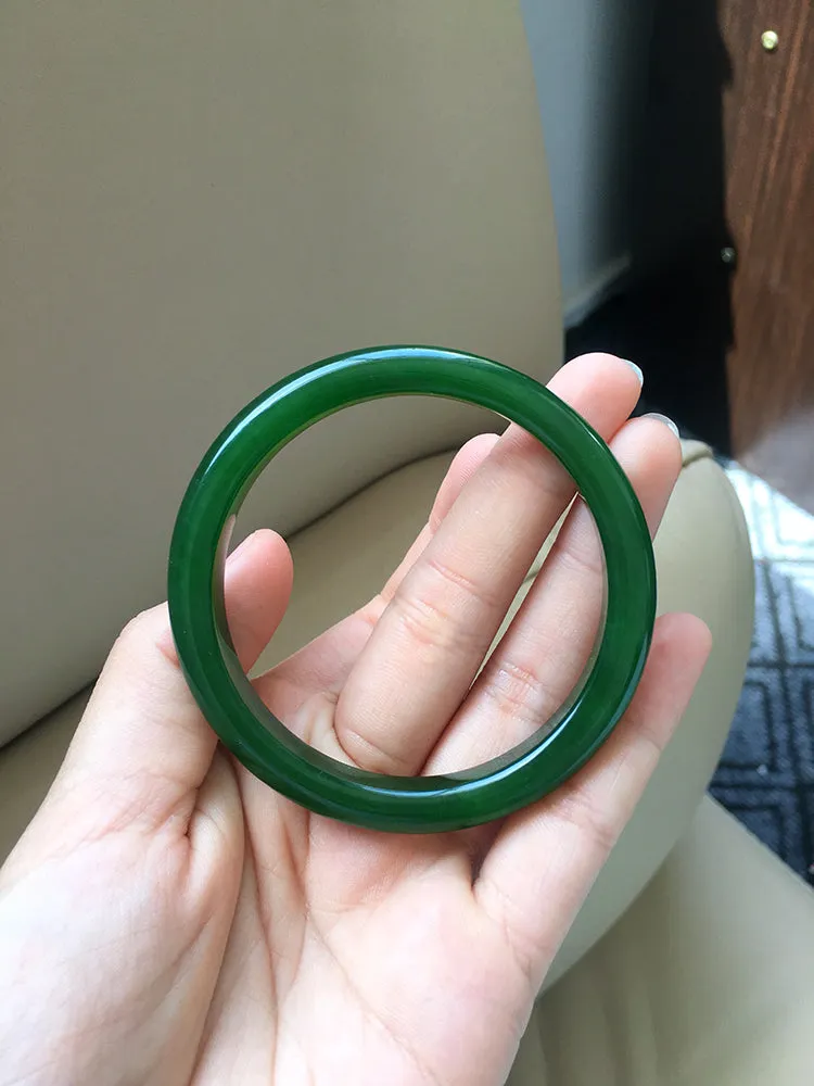 Natural Jade Bangle Nephrite Bangle Internal Diameter 57.2mm NBE006