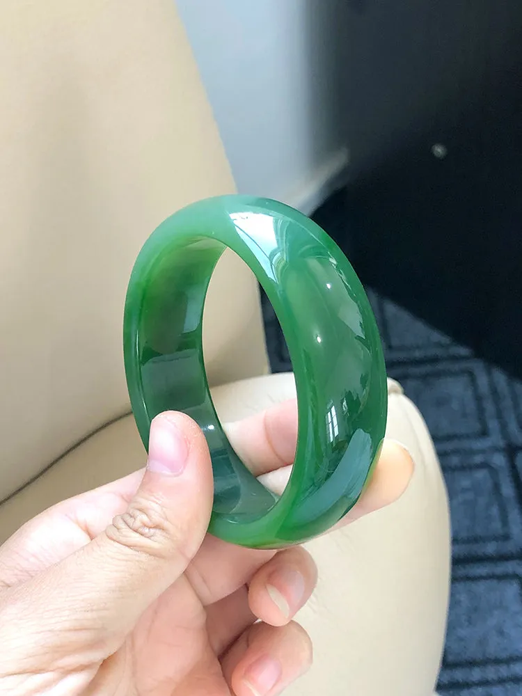 Natural Jade Bangle Nephrite Bangle Internal Diameter 59.3mm NBE001