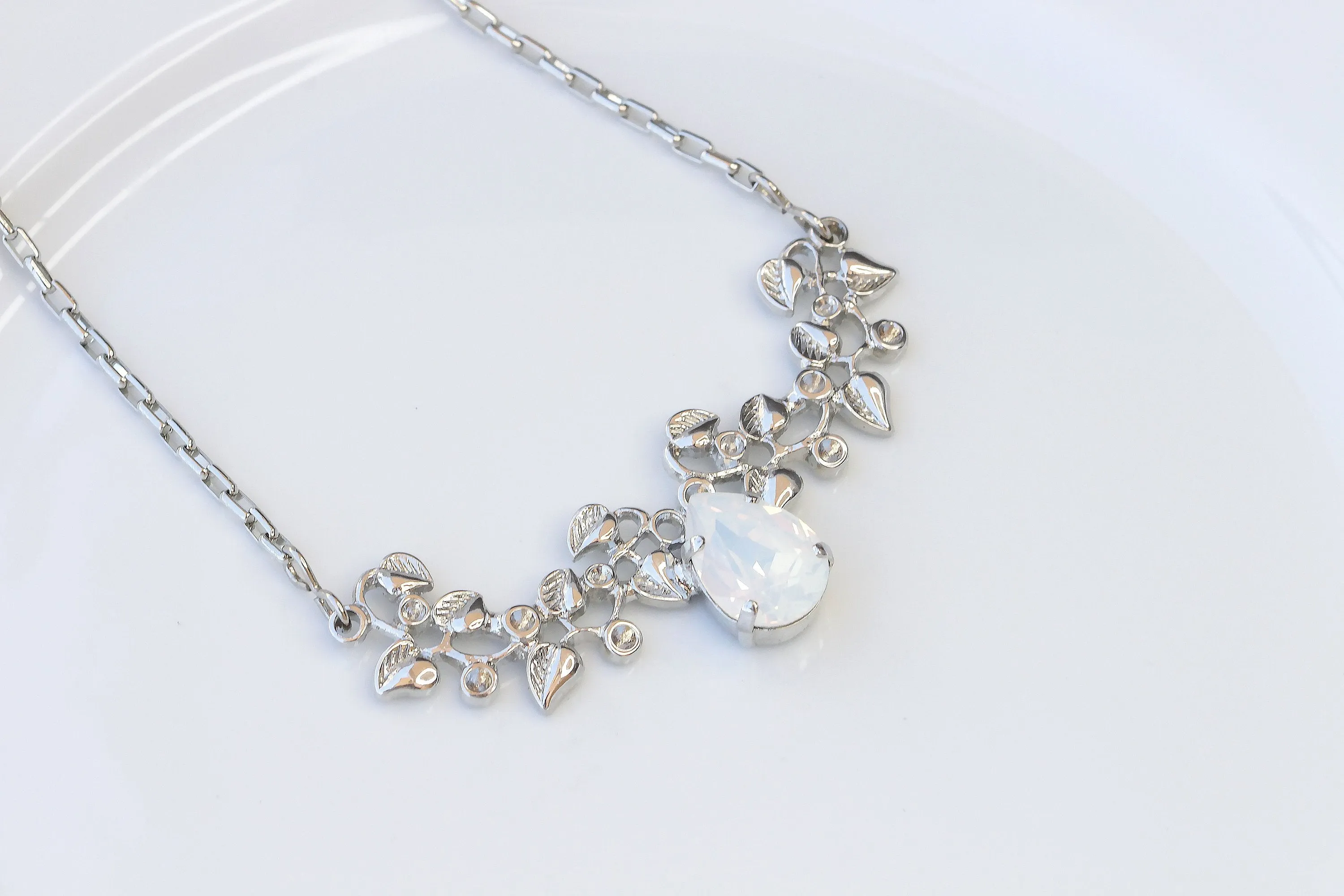 OPAL LEAF NECKLACE