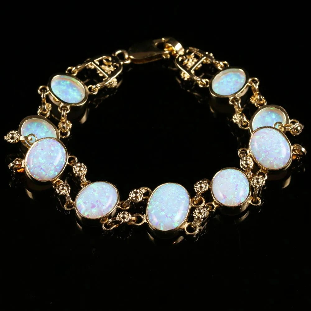 Stunning 23.5Ct Opal 9Ct Yellow Gold Bracelet