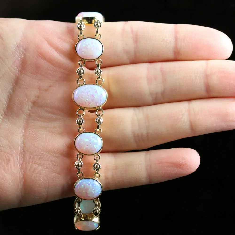 Stunning 23.5Ct Opal 9Ct Yellow Gold Bracelet