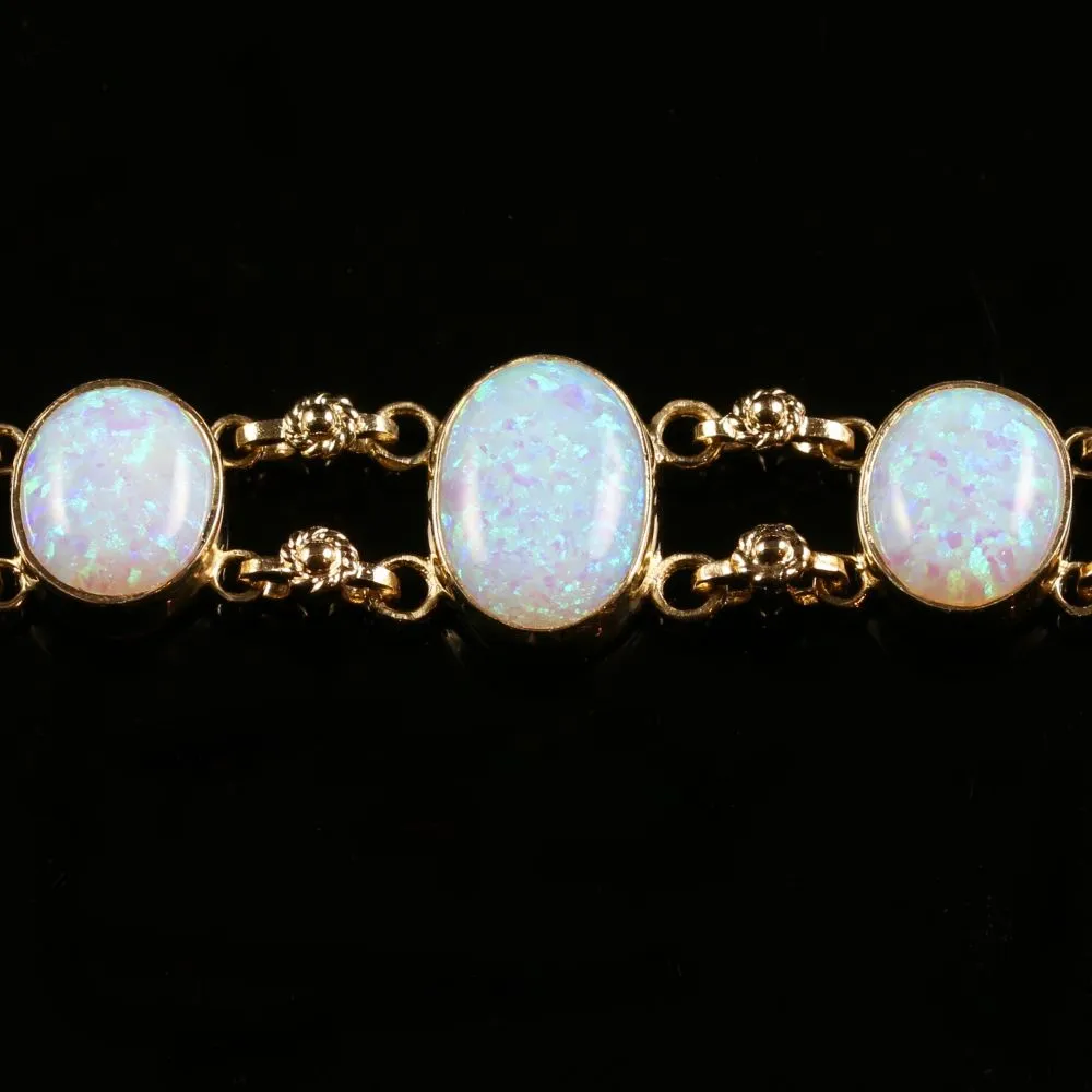 Stunning 23.5Ct Opal 9Ct Yellow Gold Bracelet