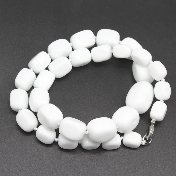 Women's Chunky White Agate Gemstone Beaded Necklace