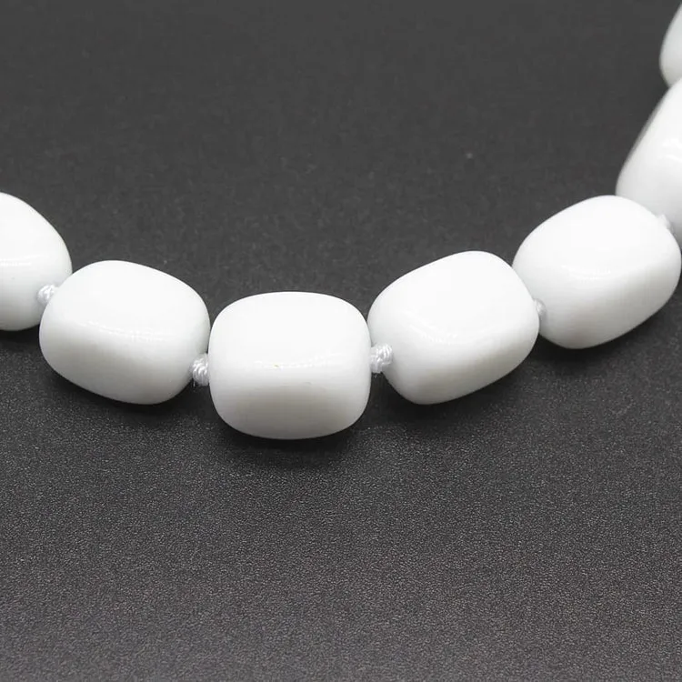 Women's Chunky White Agate Gemstone Beaded Necklace