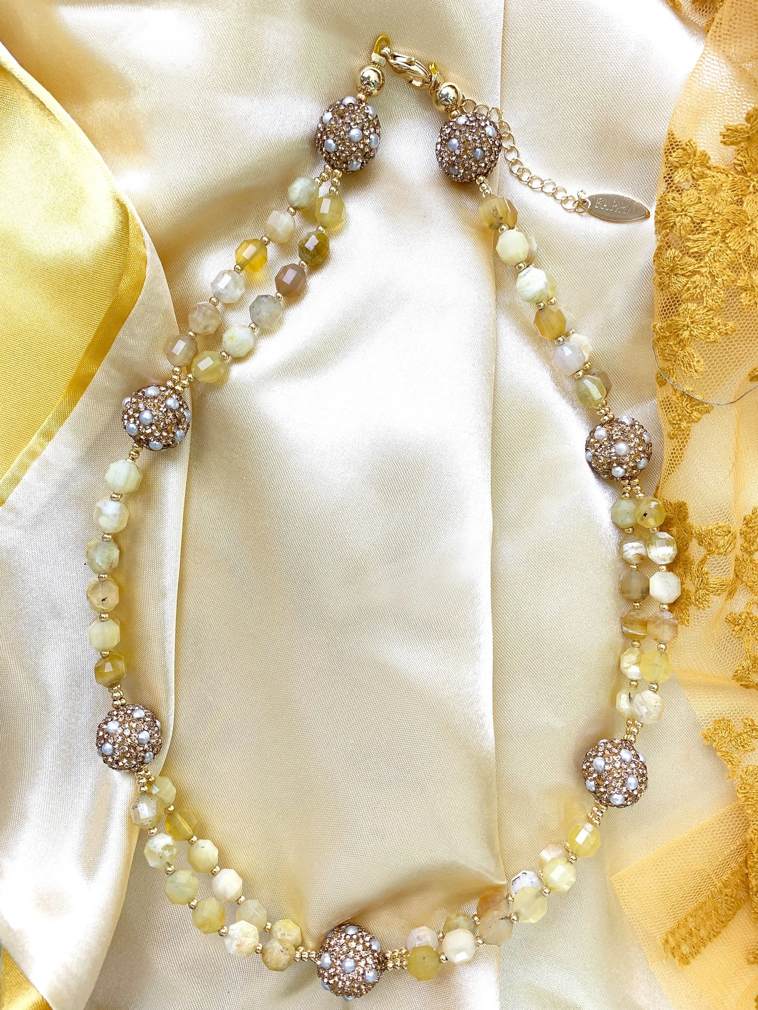 Yellow Opal With Rhinestone Short Necklace GN011